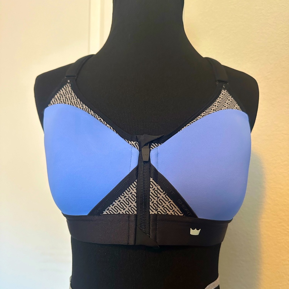 SHEFIT Women's Exhilarate Sports Bra Size
Medium High Impact Velcro